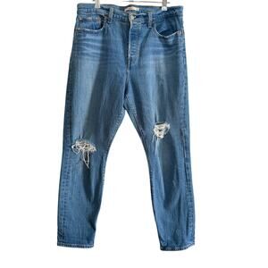 LEVI'S | Wedgie High Rise Ankle Length Distressed Knee Blue Jeans | Size 32
